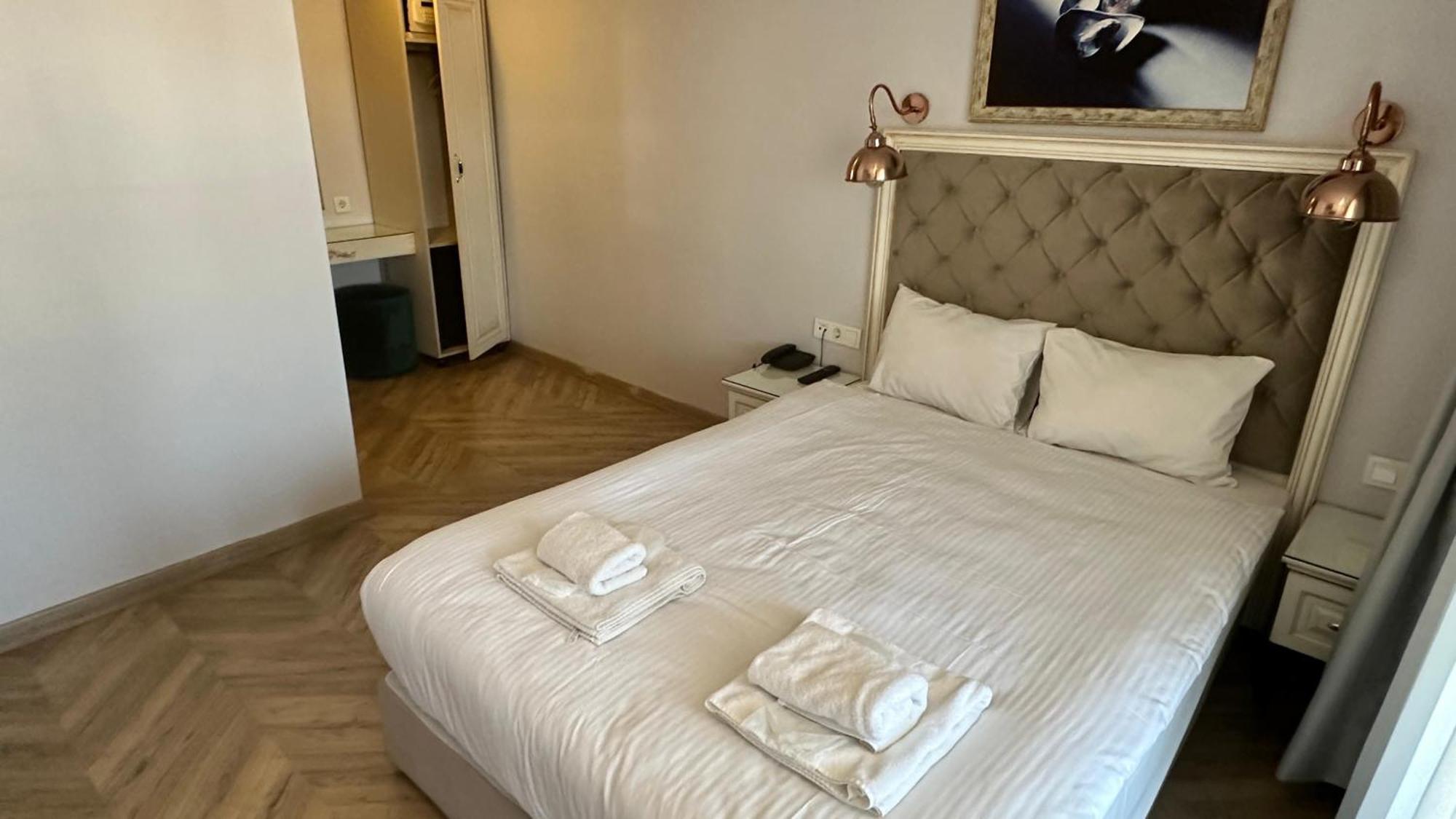 Good Night Hotel Istanbul Istambul Exterior foto